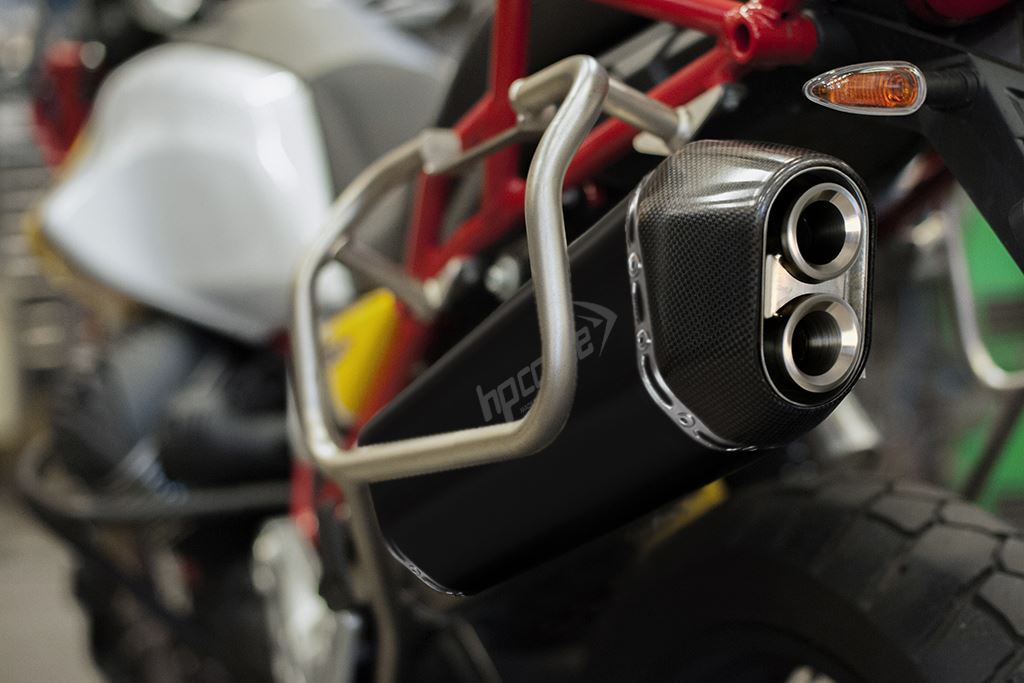 HP CORSE SPS Carbon Slip on and Racing Link Pipe for Moto Guzzi V85 TT
