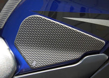 TechSpec Tank Grip Pads for the Suzuki GSX-R600 / 750 (04-05)