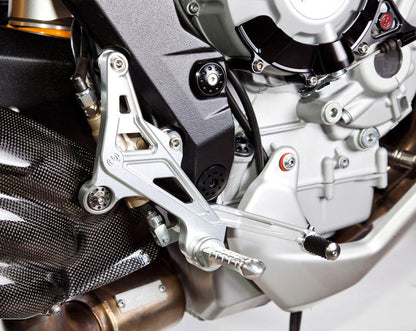 Motocorse Billet Rearsets with Titanium Bolts for MV Agusta RIvale