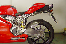 CARBONDRY - DUCATI 749 / 999 CARBON FIBER GP STYLE REAR HUGGER