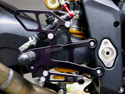 WOODCRAFT Triumph 06-12  Daytona 675 / R  Street Triple Rearset Kit  GP Shift  RACE USE ONLY - Complete with Shift and Brake Pedals  BLACK