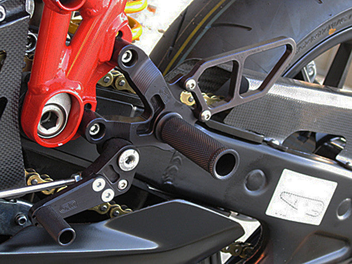 WOODCRAFT Ducati 749 / 999 (all) Rearsets  Black with Shifter
