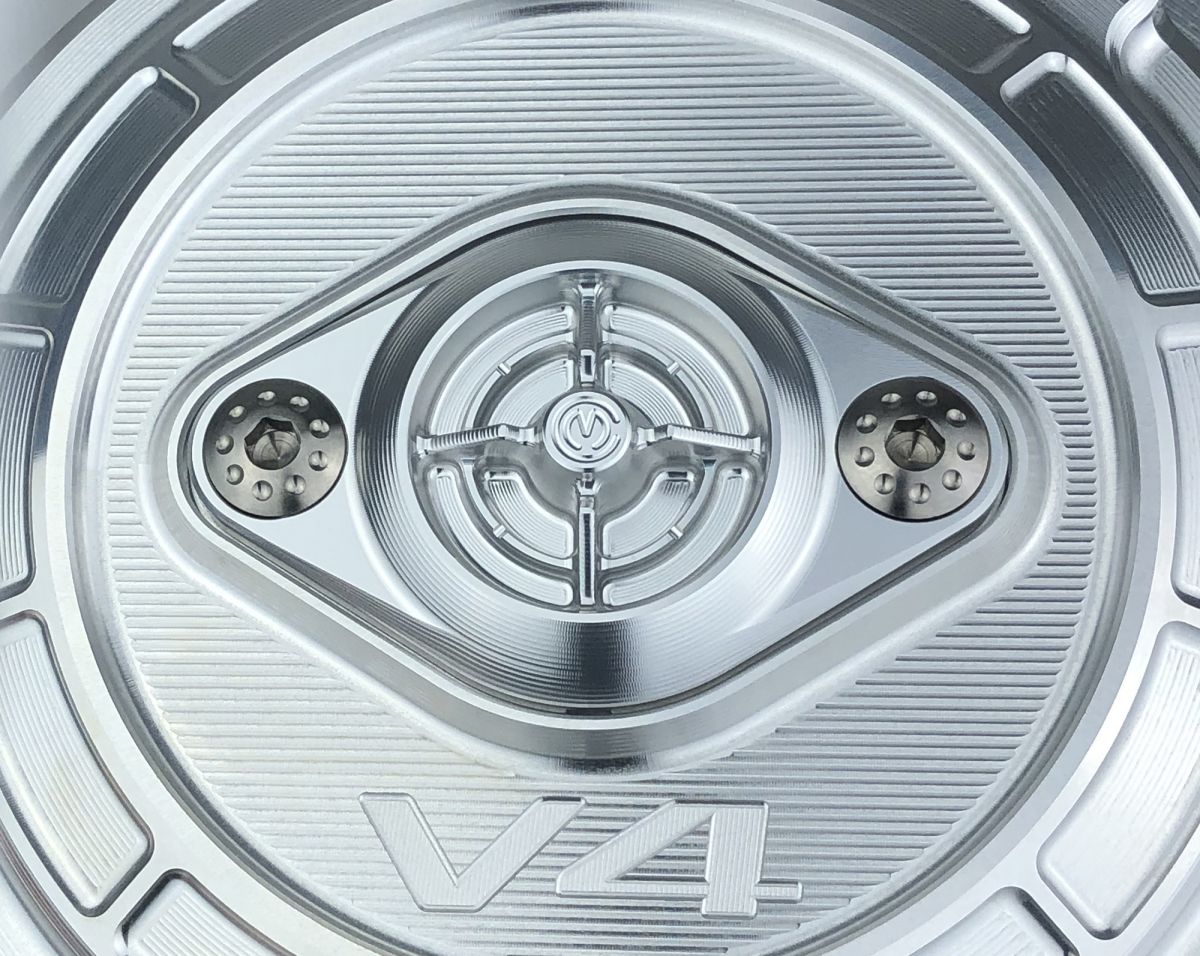 Motocorse NEW STYLE Aluminum Timing Inspection Cover for the Ducati Panigale / Streetfighter / Multistrada / Diavel V4