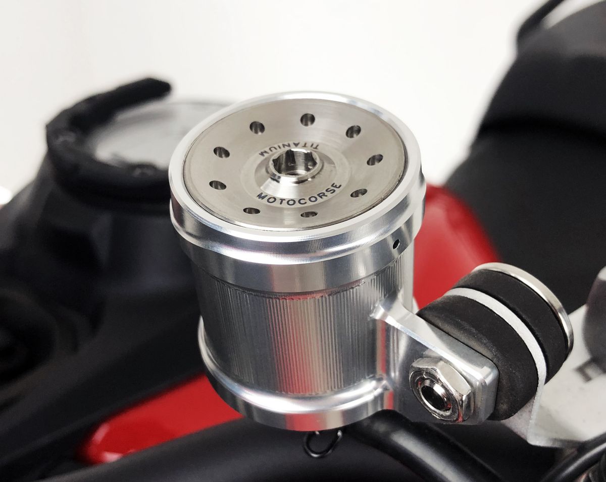 Motocorse Billet Aluminum Round Clutch Reservoir With Titanium Cap (19mL) - Will Work on Some Applications as a Rear Brake Reservoir