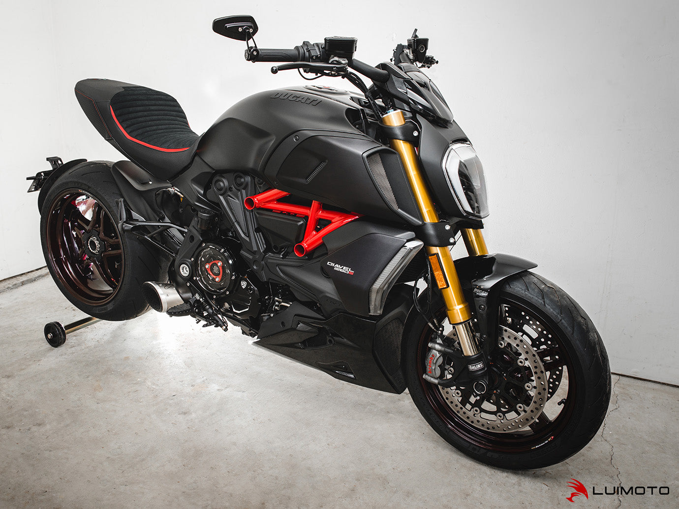 LUIMOTO Classic Sport Edition Rider Seat Cover for the DUCATI DIAVEL 1260 (2019+) - Low Seat