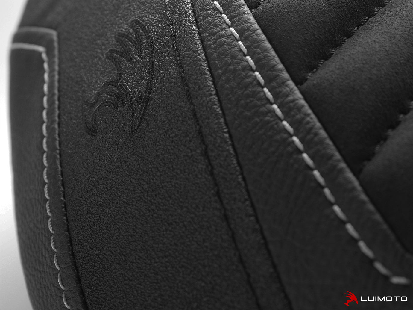 LUIMOTO (Classic) Rider Seat Cover for the HARLEY DAVIDSON SPORTSTER IRON 883 (2016+)