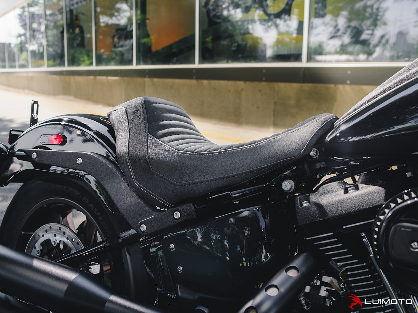 LUIMOTO (Classic) Rider Seat Cover for the HARLEY DAVIDSON LOW RIDER S (2016+)