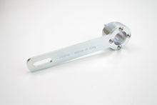 KBike INTERNAL Pully Holding Tool (18 tooth) and Socket for Ducati Desmoquattro and Aircooled Engines