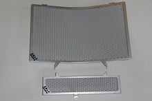 Cox Racing Radiator Guards for the Triumph 1050 Speed Triple (11-13)
