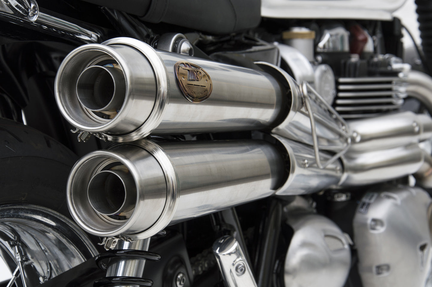 ZARD 2-2 High Mount Full Exhaust System for the Bonneville T-120 (2016+)