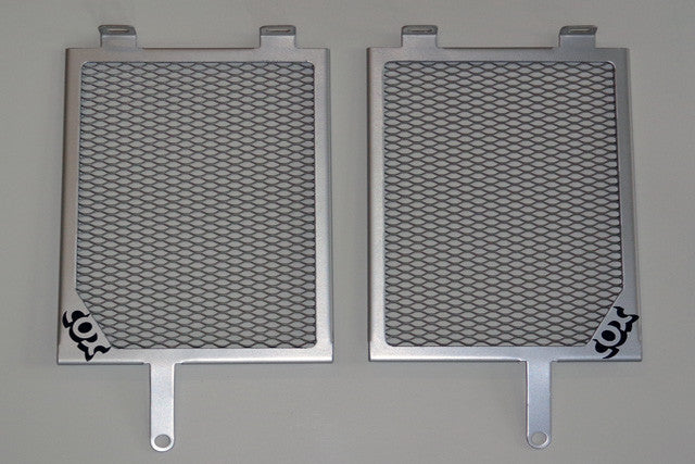 Cox Racing Radiator Guards for the BMW R1200GS (13)