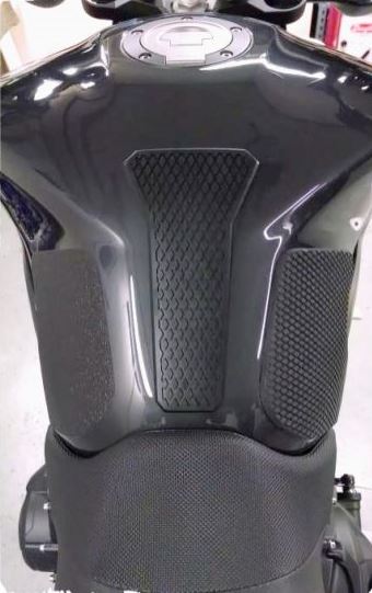 TechSpec Tank Grip Pads Center Tank Protector 2