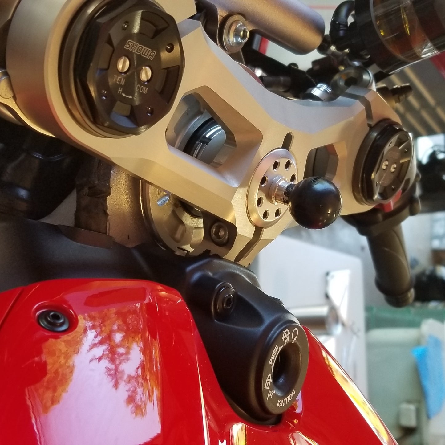 COX Racing RAM Mount Steering Head Nut for Ducati Supersport 939/950 (2017+) and Monster 1200/821/797 (51mm)