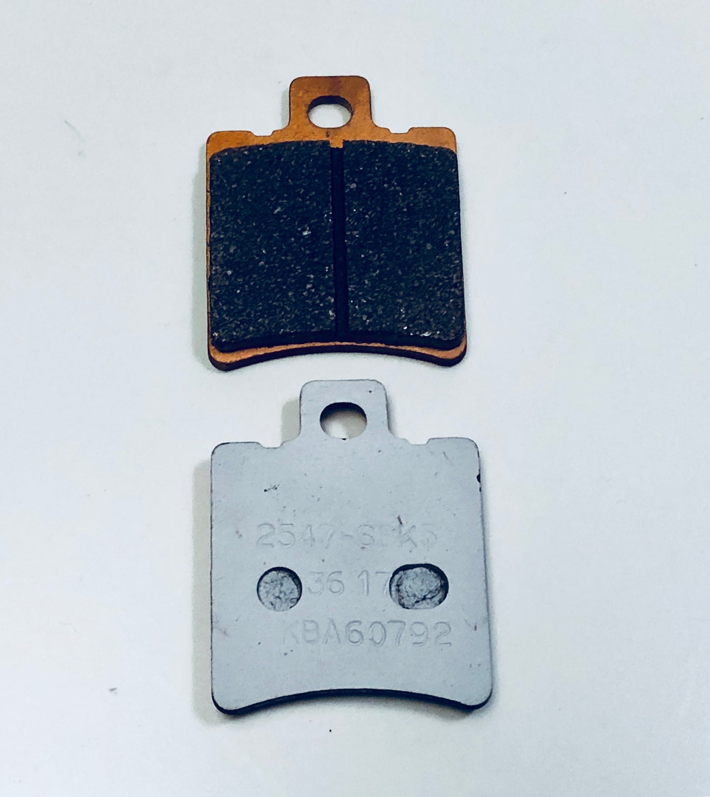 Beringer Sintered Brake Pads for Aerotec 2D1 and Older Axial Mount 6 Piston calipers