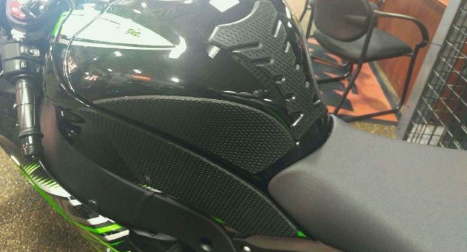 TechSpec Tank Grip Pads for the Kawasaki ZX-10R (2016+)
