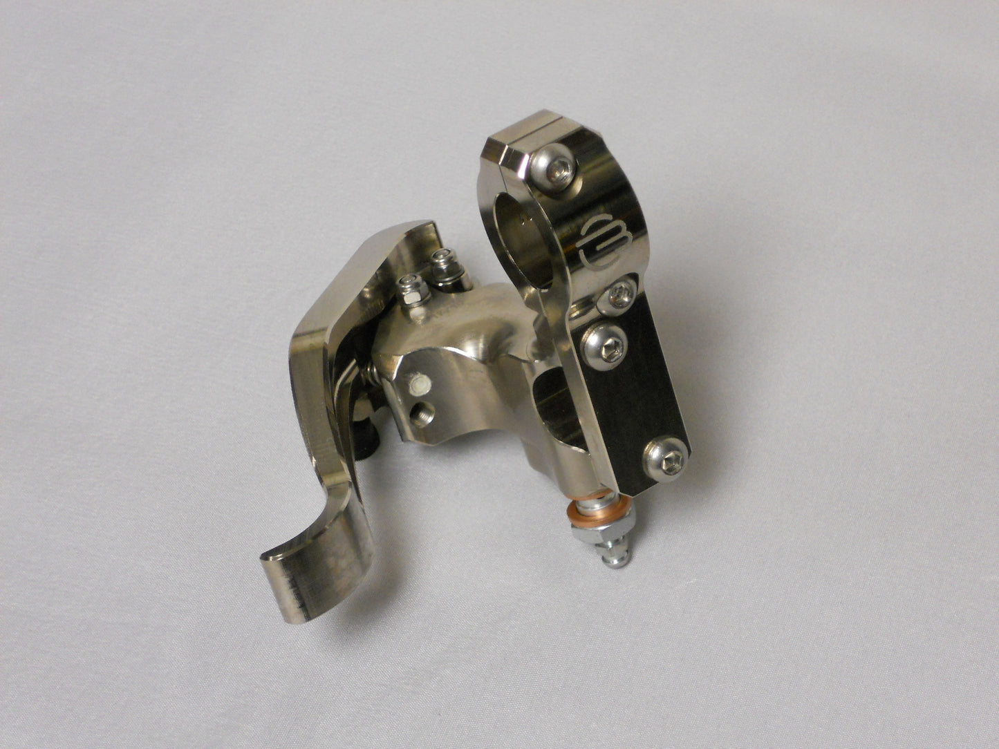 Beringer Aerotec Hydraulic Thumb Brake Master Cylinder and Cable Clutch and Rear 12.7 Master Cylinder for 1 Inch Bars (Harley)