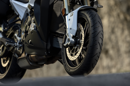 BRIDGESTONE Tire - T33 - Front - 120/70ZR18 - 59W 20067