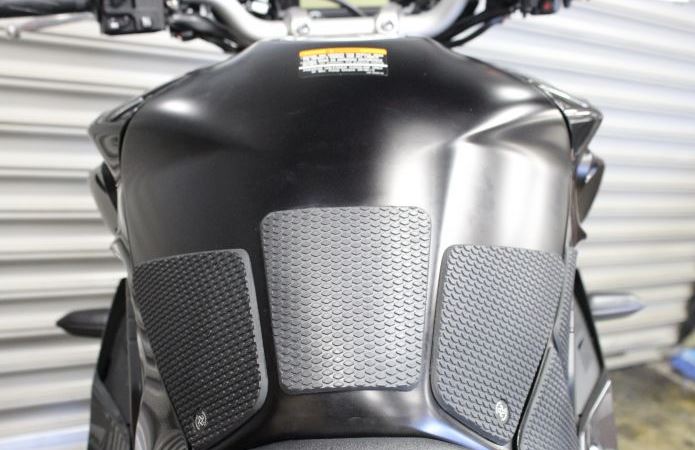 TechSpec Tank Grip Pads for the Yamaha FZ-10 / MT-10 (16-21)