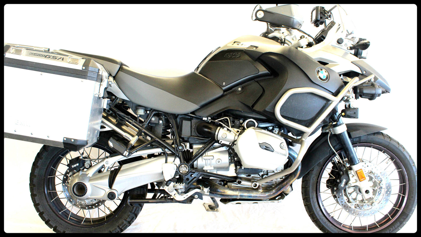 TechSpec Tank Grip Pads for the BMW R1200GS (04-12) / R1200GS adventure (06-13)