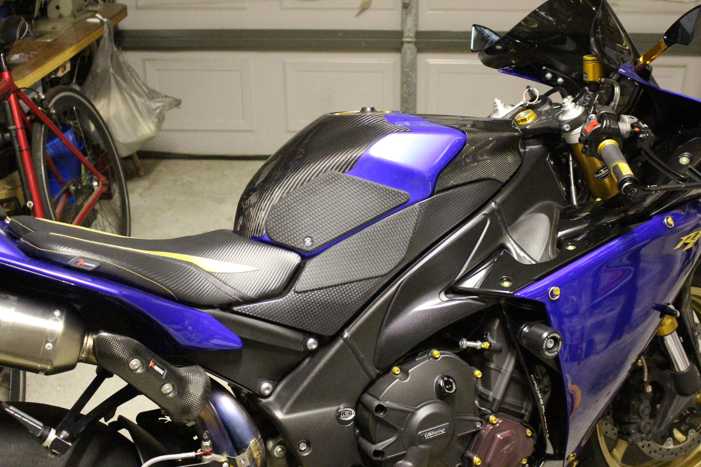 TechSpec Tank Grip Pads for the Yamaha YZF-R1 (09-15)