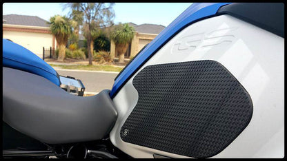 TechSpec Tank Grip Pads for the BMW R 1200 / 1250 GS adventure (14+)