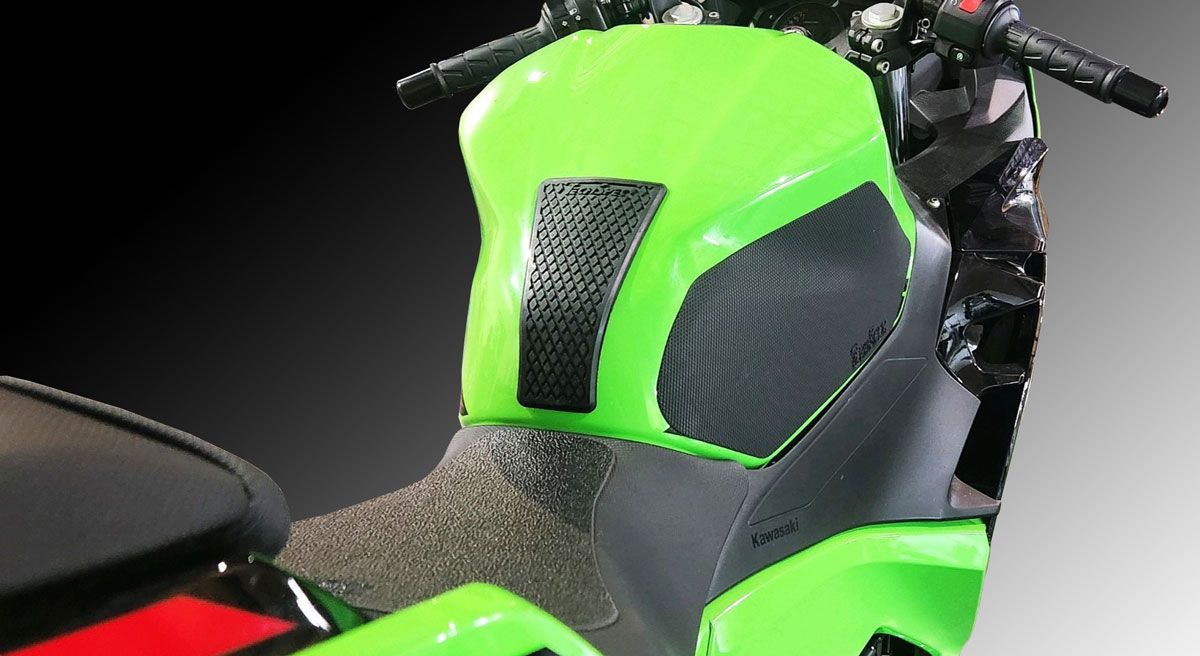 TechSpec Tank Grip Pads for the Kawasaki Z400 / Z500 (2017+)