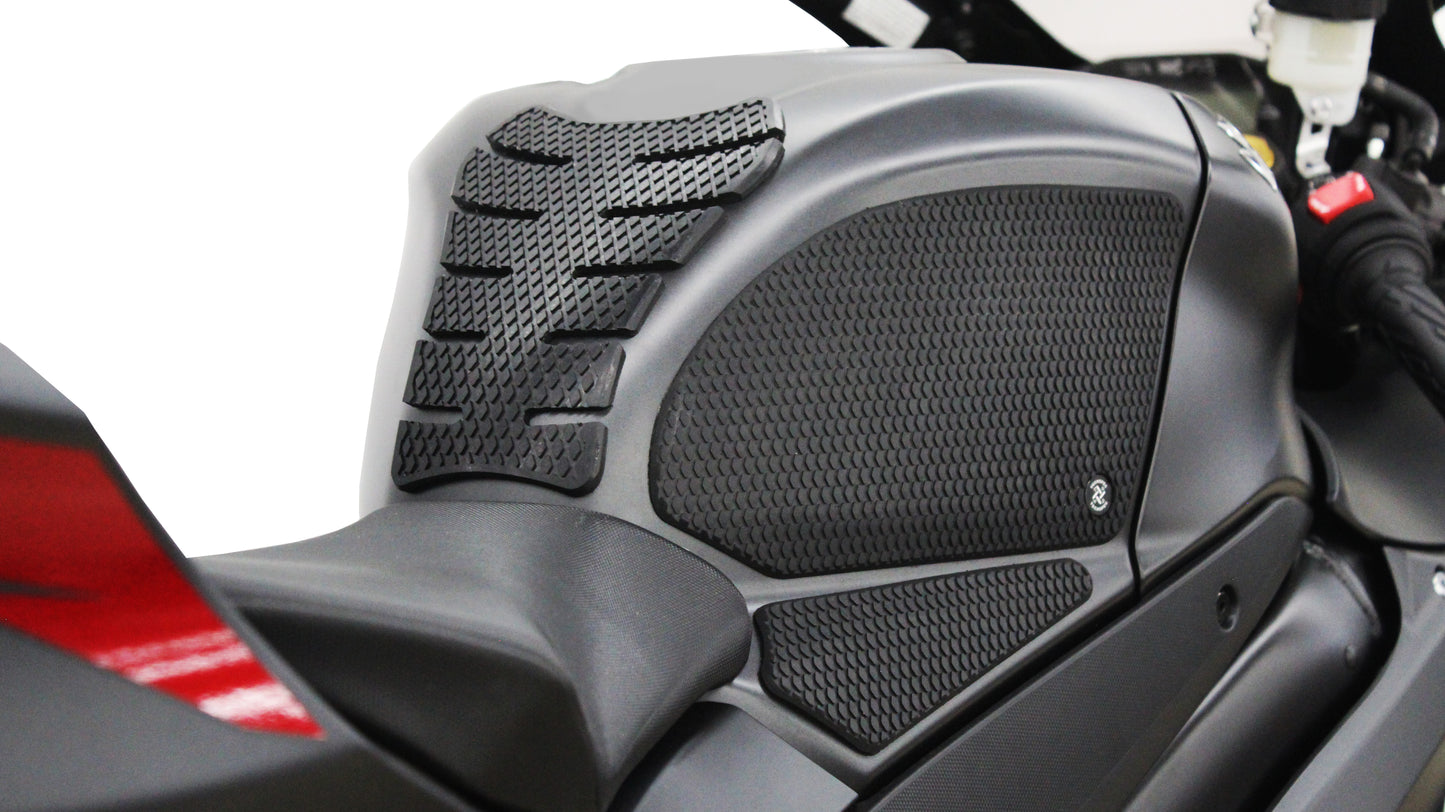 TechSpec Tank Grip Pads for the Suzuki GSX-R1000 (2017+)