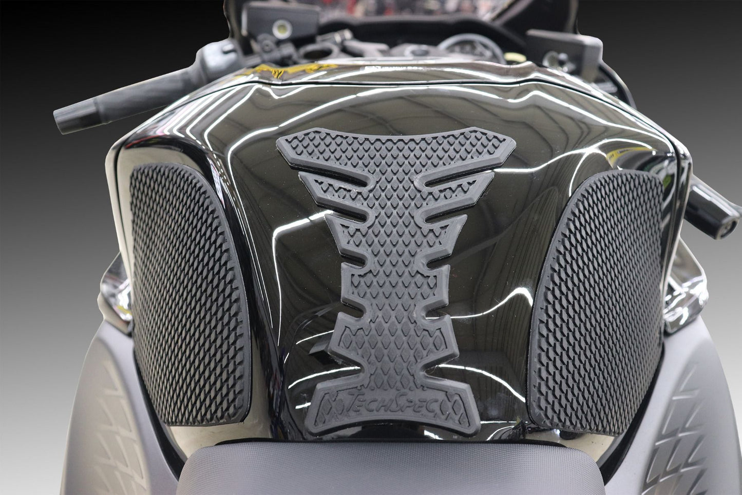 TechSpec Tank Grip Pads for the Suzuki Hayabusa GSX-R1300R (2021+)