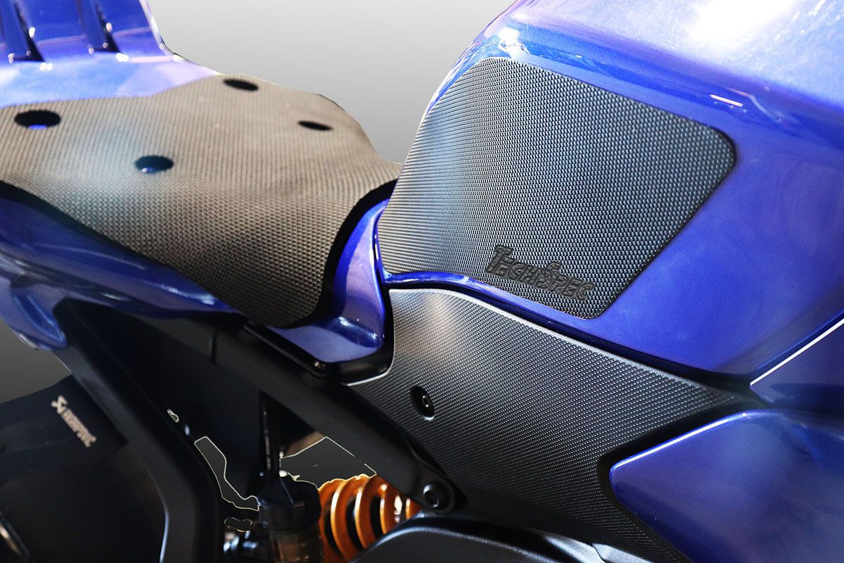 TechSpec Tank Grip Pads for the Yamaha YZF-R9 (2025+)