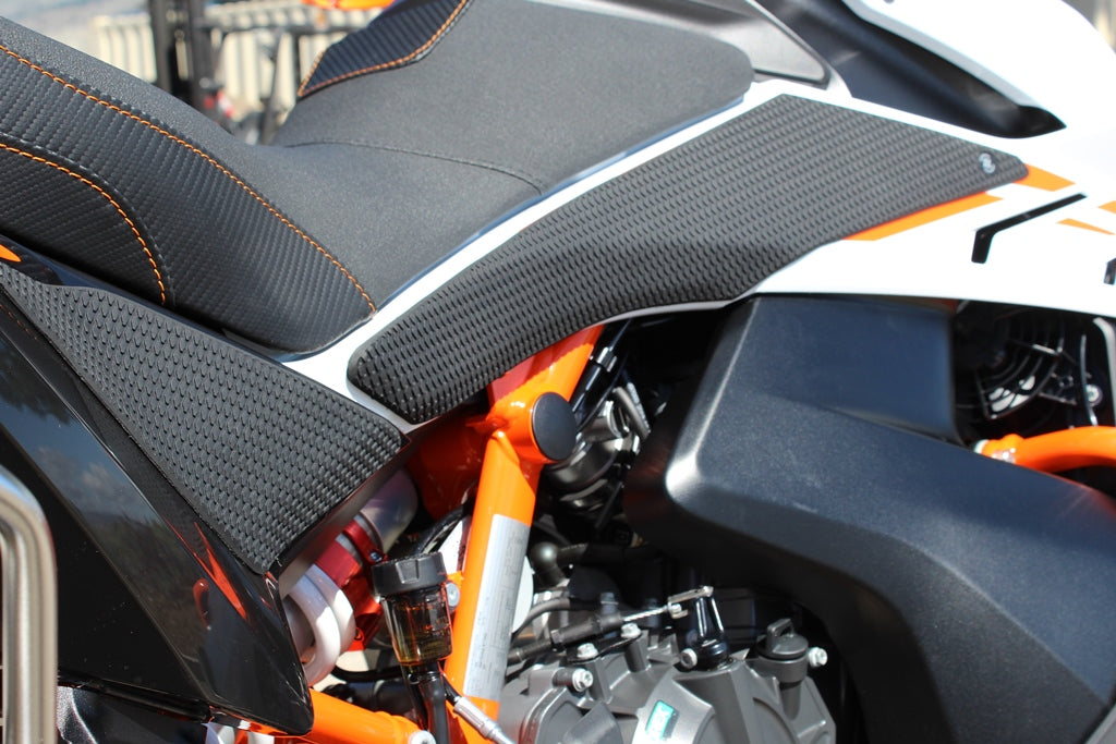 TechSpec Tank Grip Pads for the KTM 790 (2018+)