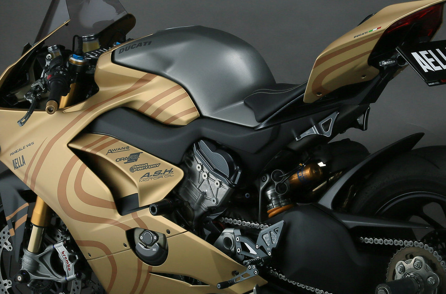 AELLA Carbon Fiber Frame Cover Heat Shields for the Pangiale V4 / S / Speciale (18-19)