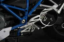 AELLA Carved Footpegs for the BMW R1200R / R1200RS