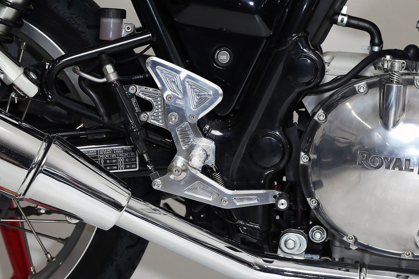 AELLA Riding Step Kit (Rearsets) for the Royal Enfield Continental 650 GT