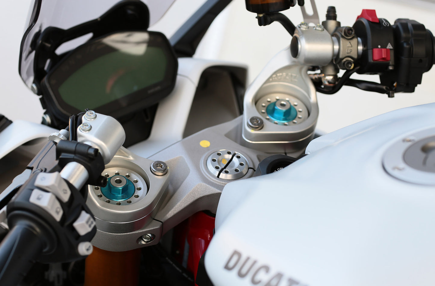 AELLA Bar Risers 15mm for the Ducati Supersport 939 / 950