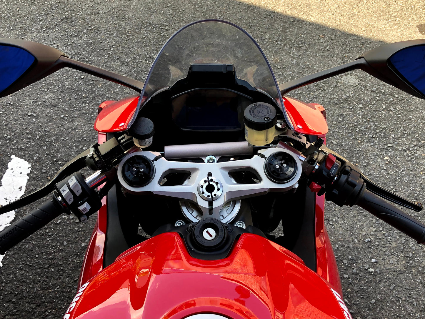 AELLA Clip-on Kit For the Ducati Panigale V2