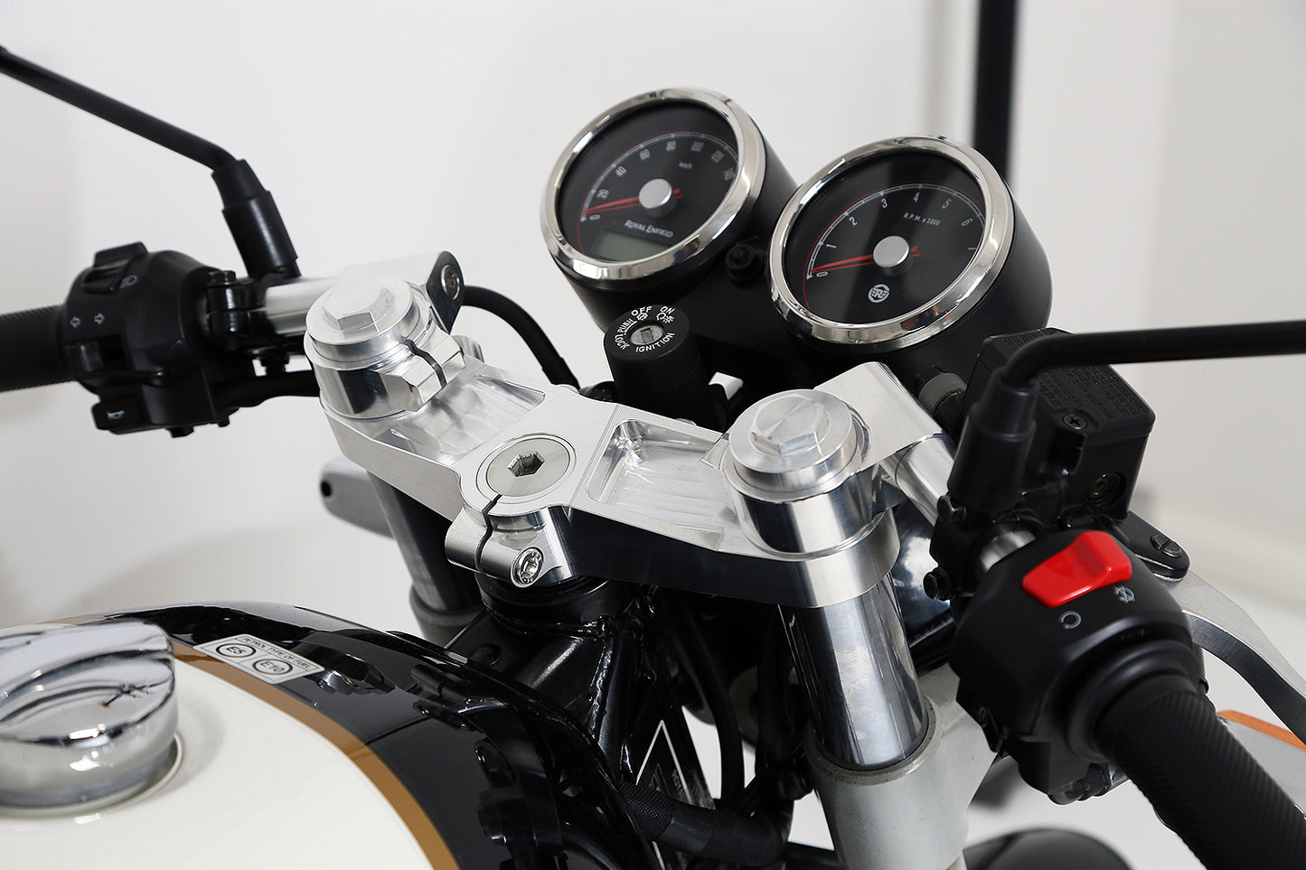 AELLA Complete Adjustable Triple Clamp and Adjustable Handlebars for the Royal Enfield Continental 650 GT
