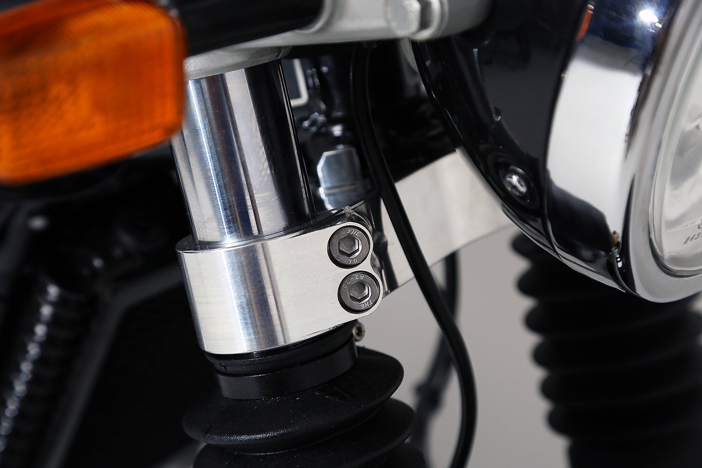 AELLA Complete Adjustable Triple Clamp and Adjustable Handlebars for the Royal Enfield Continental 650 GT