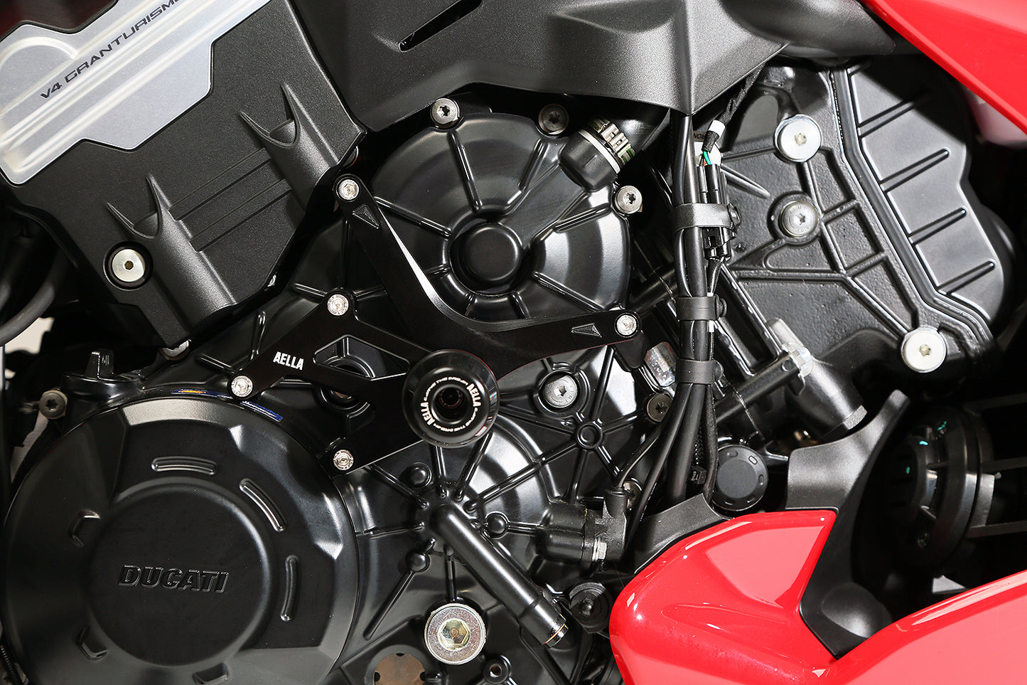AELLA Frame Slider Kit For the Ducati Diavel V4
