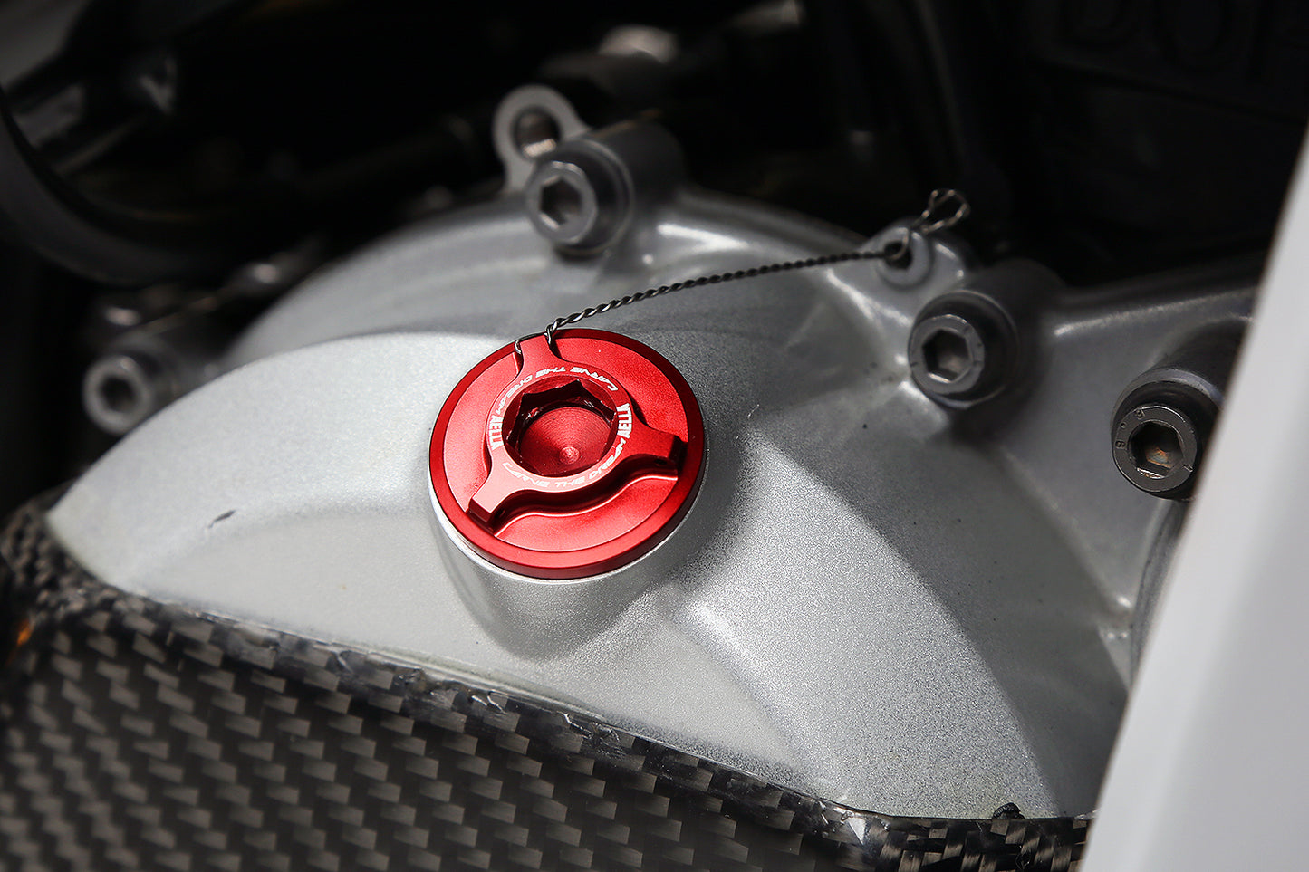 AELLA HEXAGON Oil Filler Cap for the BMW - M24x2.0