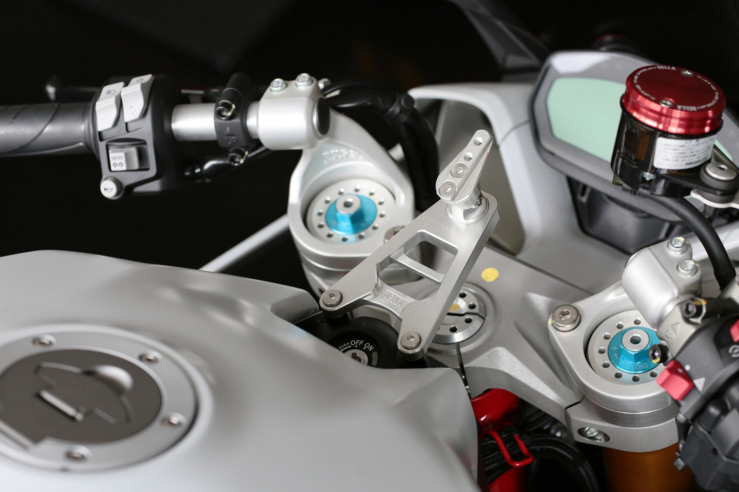 AELLA Navigation Stay Kit/Smart Compatible for Ducati Supersport 939 / 950 with Daytona Holder Only