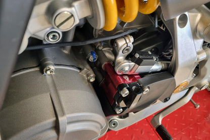 CNC Racing Billet Clutch Slave Mounting Plate for Ducati Panigale / Streetfighter V2 (2020+)