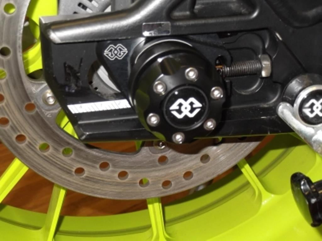 Gilles AP.GT Rear Axle Protectors for the Ducati Monster S4
