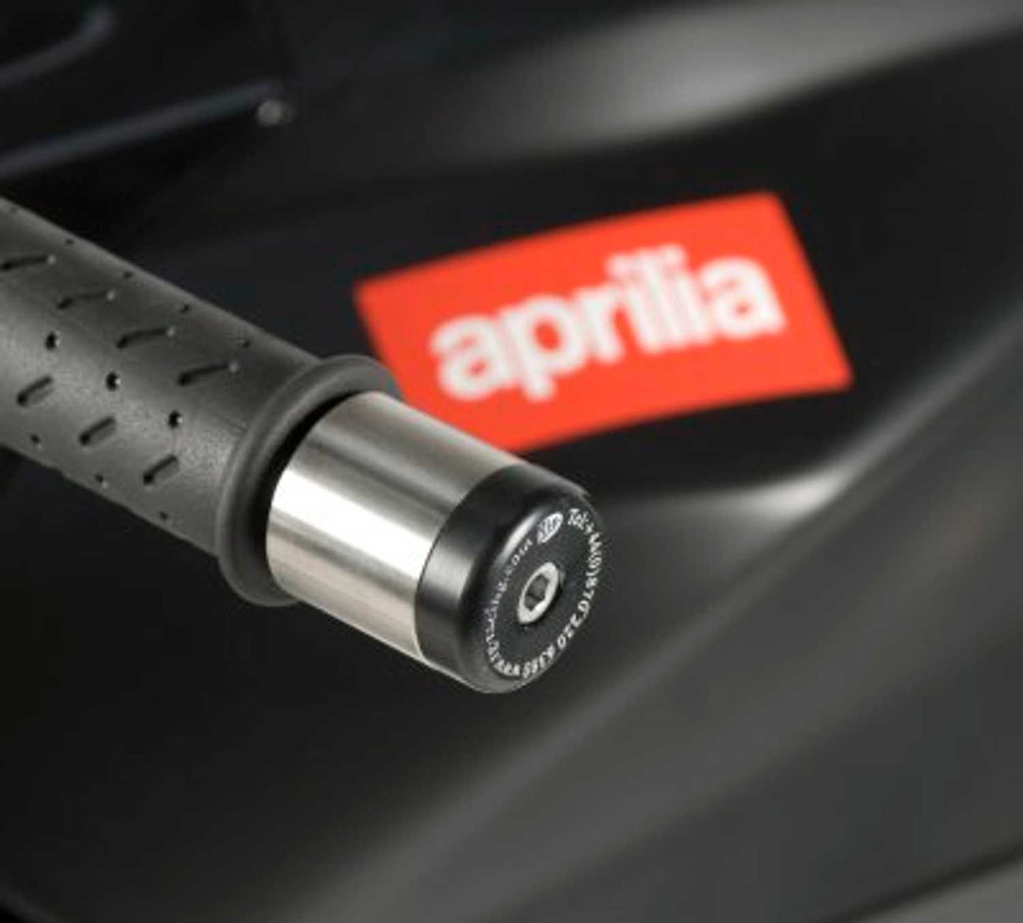 R&G Racing Bar End Sliders for Aprila RSVR '00-'10, Tuono All Models, Futura '01-'05 and Suzuki Inazuma 250 '11-'17