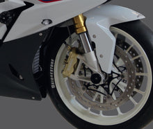 Gilles AP.GTA Front axle Crash Pads for the BMW S1000R, S1000RR, and HP4