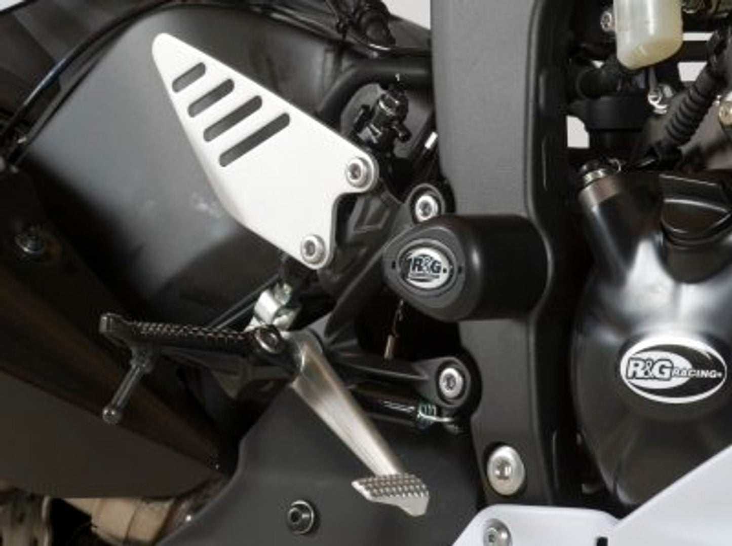 R&G Racing Aero Crash Protectors, swingarm pivot for Kawasaki ZX6R '13-'20