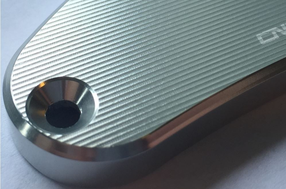 CNC Racing 'STREAKS' Clutch Reservoir Cap for Ducati Multistrada 1000 GT1000 Streetfighter and ST3/ST4