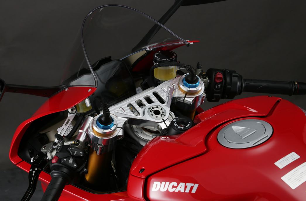 AELLA Top Triple Clamp For the Ducati Panigale V4 / S / Speciale