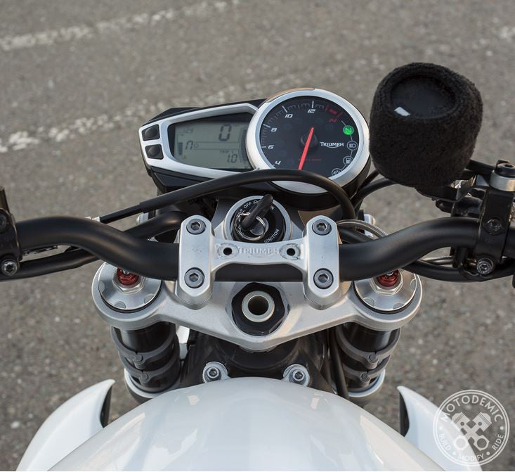 Motodemic Single LED and Round Halogen Headlight Conversion Kit for the 2013-2016 Triumph Street Triple