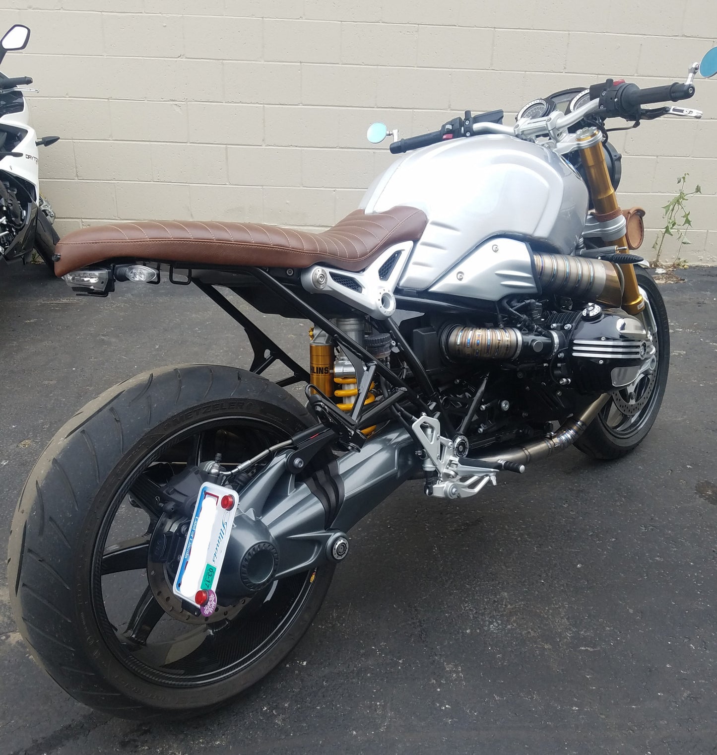 ZARD NEW Full Titanium 2-1-2 Racing (Stacked Mufflers) Exhaust for the BMW R NineT