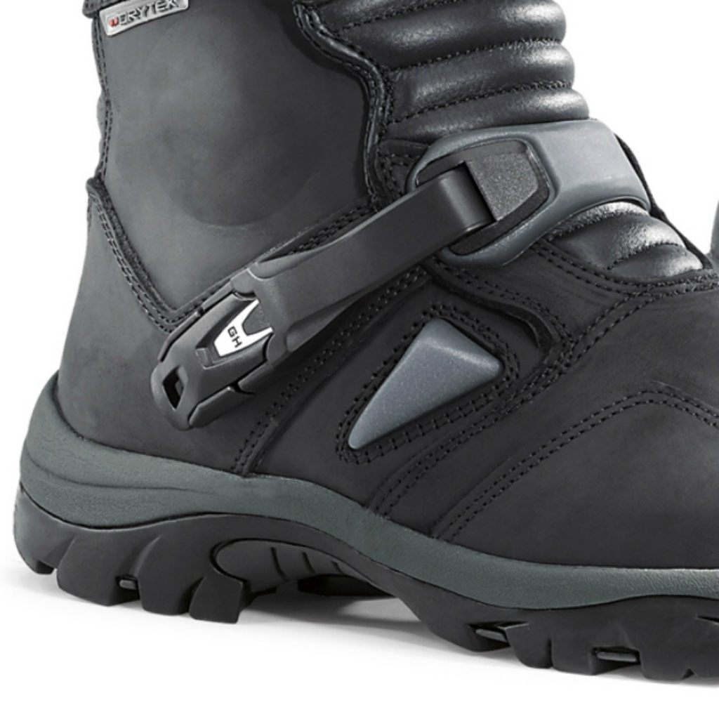 Forma (adv) ADVENTURE LOW Boot